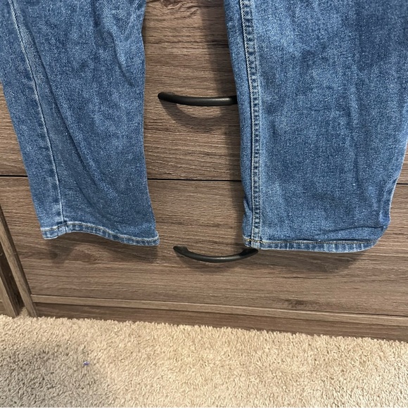 Jeans - Picture 5 of 9